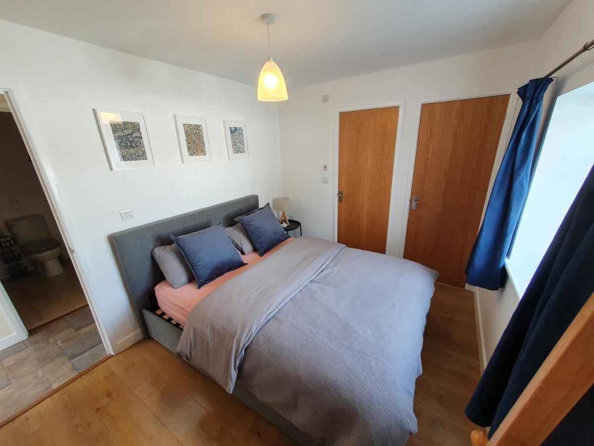 Beautiful 2 Bedroom Guest House With Private Pool In Lacock, Wiltshire エクステリア 写真